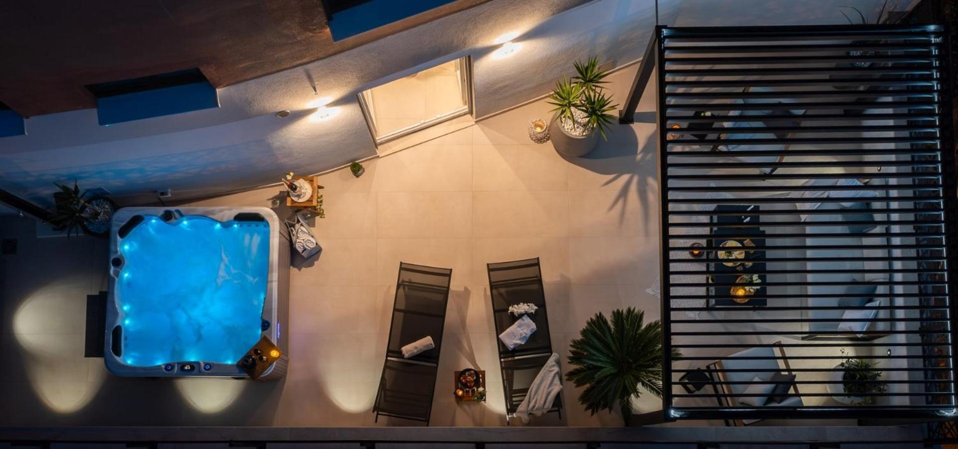 Luxury Apartment Silvery In Split Center With Jacuzzi, Sauna And Parking Exterior photo